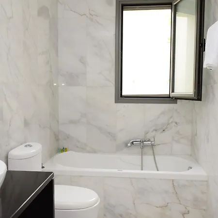 Villa La Belle Helene *